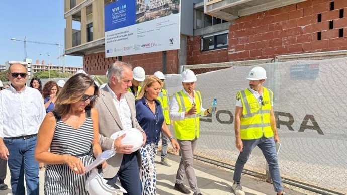 La vicepresidenta primera y consellera de Vivienda, Empleo, Juventud e Igualdad, Susana Camarero, en Sant Joan d'Alacant.