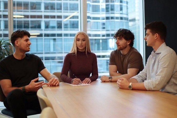 Iggy Azalea invierte en SHIFT