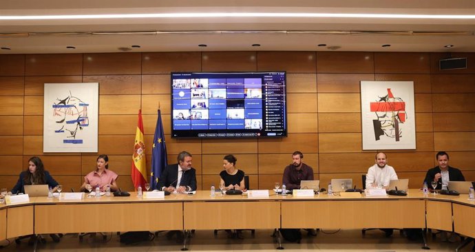 La ministra de Juventud e Infancia, Sira Rego, preside la reunión de la Conferencia Sectorial de Juventud e Infancia, en el Ministerio de Derechos Sociales, Consumo y Agenda 2030, a 27 de agosto de 2026, en Madrid (España).  