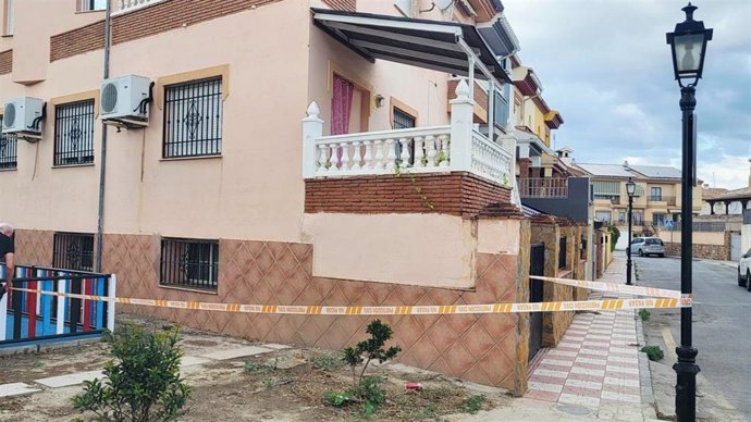 Zona restringida tras desprendimientos durante los terremotos de mediados de agosto de 2026 en Cúllar Vega (Granada). Imagen de archivo. 
