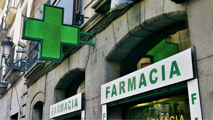Archivo - Imagen de recurso de una fachada de farmacia.