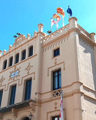 Façana de l'Ajuntament de Sitges 