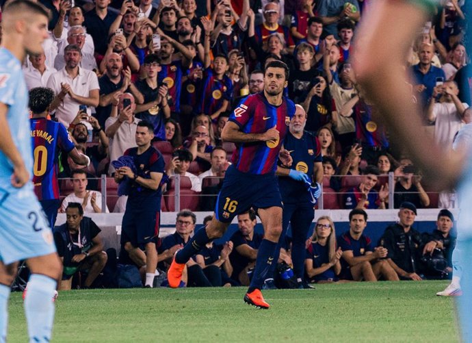 El centrocampista del FC Barcelona Rodrigo Hernández