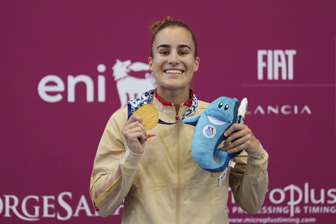 La boxeadora española Laura Fuertes posa con su medalla de oro en los Juegos Mediterráneos de Taranto de 2026