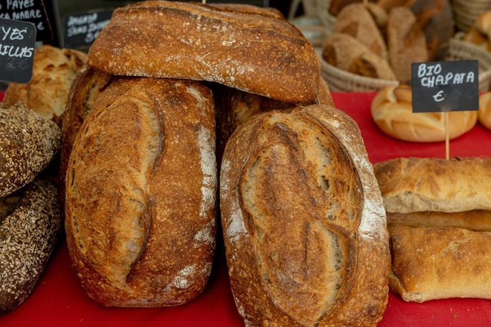Archivo - Recursos de panadería en el mercado de ‘La Despensa de Madrid’, en los jardines del Palacio del Infante Don Luis, a 7 de septiembre de 2025, en Boadilla del Monte, Madrid (España). La Comunidad de Madrid, en colaboración con el Ayuntamiento de B
