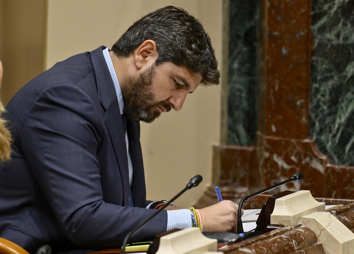 López Miras sostiene que los menores extranjeros llegados ilegalmente a España deben  retornar a su país 