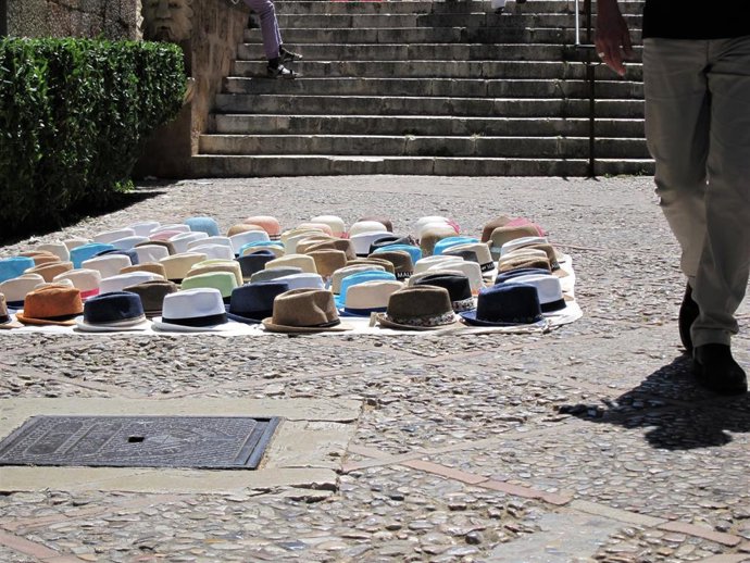 Archivo - Venta ambulante en Palma.