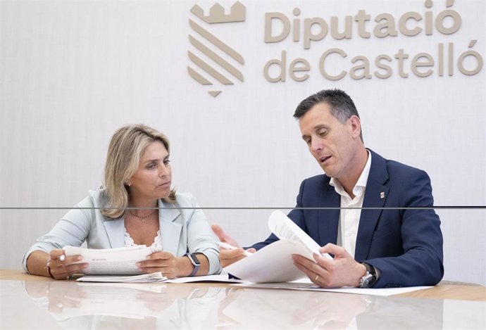 La presidenta de la Diputación, Marta Barrachina, y el diputado Alejandro Clausell