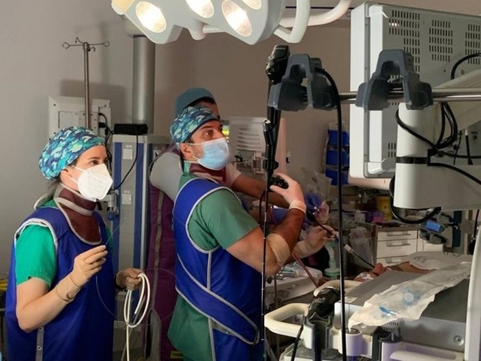 El Hospital Virgen de las Nieves, referente nacional en el abordaje endoscópico de patologías respiratorias