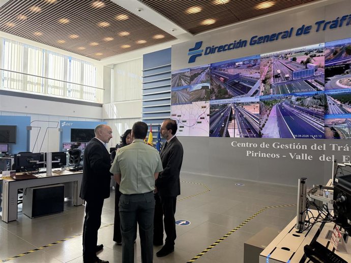 El delegado del Gobierno en Aragón, Fernando Beltrán, ha recomendado a los conductores tomar precauciones y planificar su viaje de cara a la operación retorno de las vacaciones, desde el viernes 28 hasta el lunes 31 de agosto
