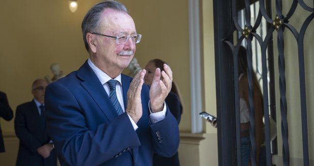 Los grupos políticos de Ceuta rechazan la violencia y piden protestas pacíficas