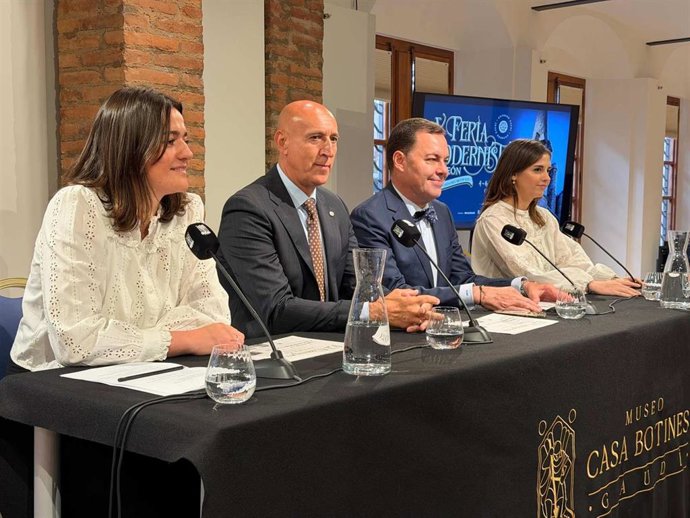 Casa Botines presenta el programa de la V Feria Modernista de León con Reus como ciudad invitada.