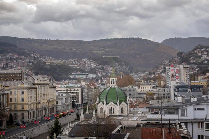 Archivo - Panorámica de Sarajevo, la capital de Bosnia y Herzegovina 