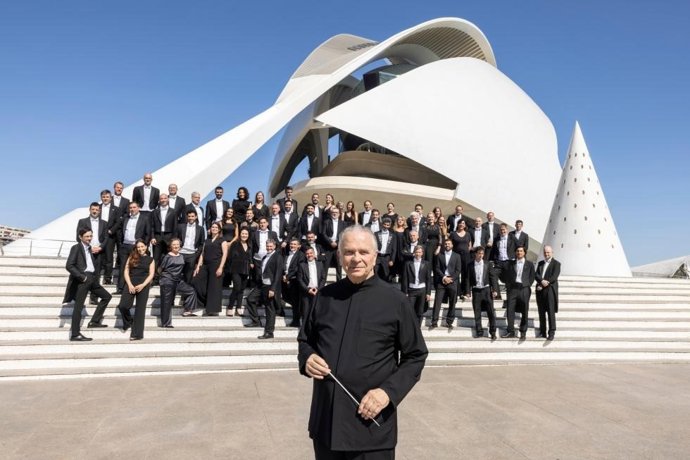 La Orquesta de la Comunidad Valenciana clausura el Festival de Pollença cono Sir Mark Elder como  director musical.