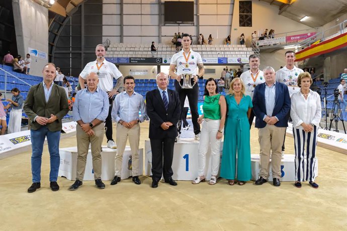 Entrega de trofeos del Campeonato de España de bolo palma
