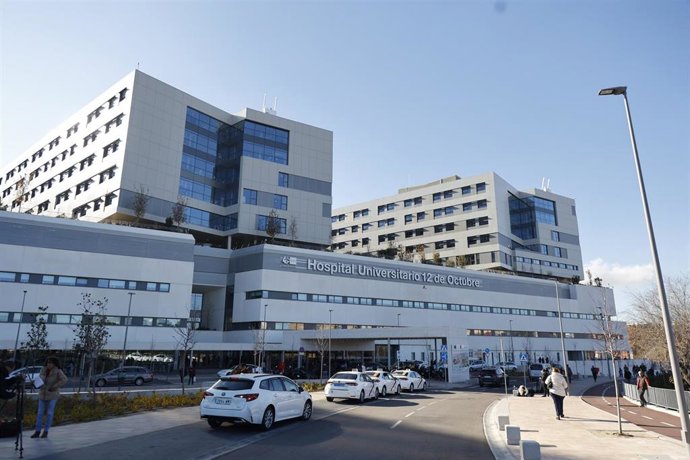 Archivo - Hospital Universitario 12 de octubre, a 27 de diciembre de 2024, en Madrid (España).