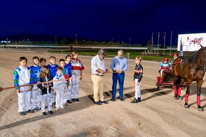 Inauguración de la renovada pista del hipódromo de Son Pardo.