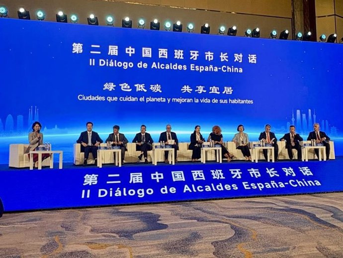 El alcalde de Fuensalida, José Jaime Alonso, en el II Diálogo de Alcaldes España-China.