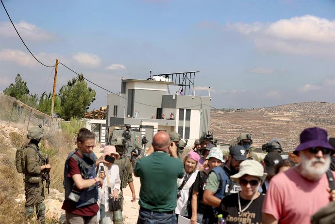 Habitatge palestí en Qusra asedidada per colons israelians 