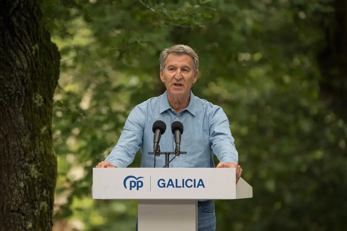 El presidente del Partido Popular, Alberto Núñez Feijóo, durante el acto de apertura del curso político del PP, a 29 de agosto de 2026, en Cerdedo-Cotobade, Pontevedra, Galicia (España).
