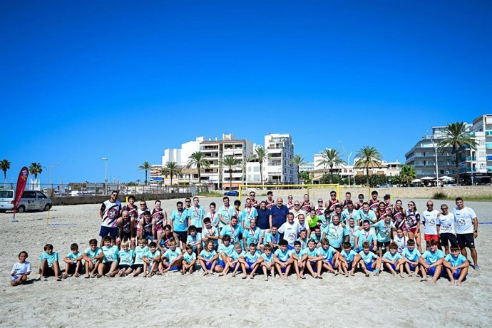 Estrenan las nuevas instalaciones deportivas de Can Pastilla con una jornada de fútbol playa.