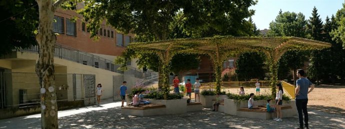 El Ayuntamiento de Granada licita su proyecto de adaptación climática de espacios públicos.
