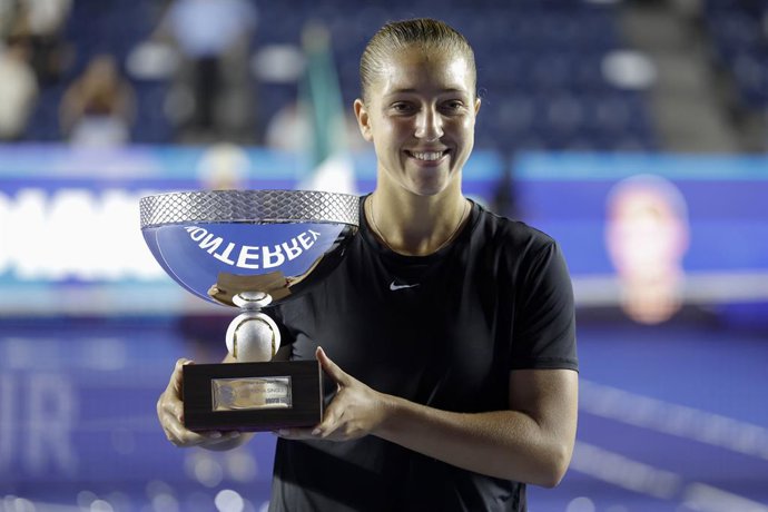 August 29, 2026, Monterrey, Nuevo Leon, Mexico: Diane Parry (FRA) celebrates the championship during the Monterrey Open WTA 500 final upon defeating Elise Mertens (BEL) at the GNP Stadium in Monterrey, Nuevo Leon. Parry won 6:4, 0:6, 6:3.