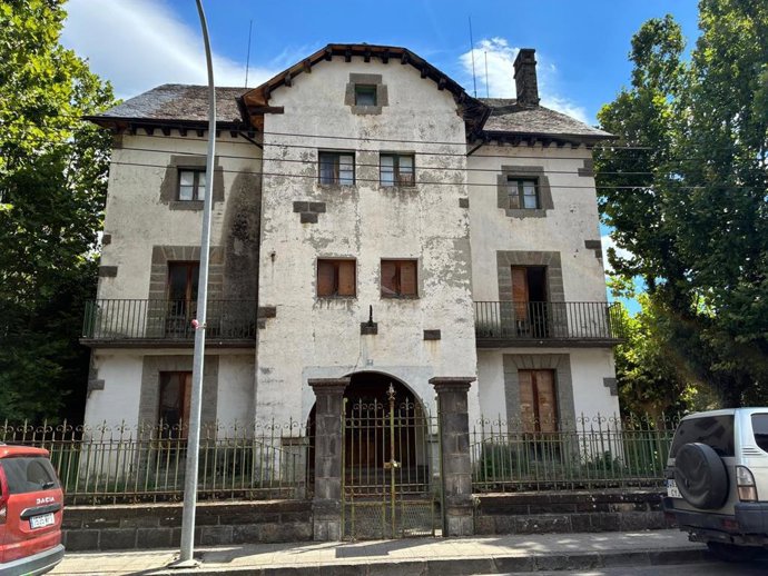 Antigua Casa Forestal de Biescas (Huesca)