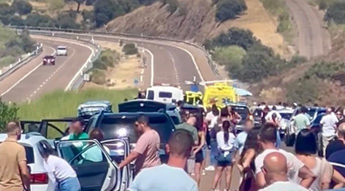 Imagem do acidente de trânsito na A-5, no qual morreu um motociclista de 51 anos, em 30 de agosto de 2026.