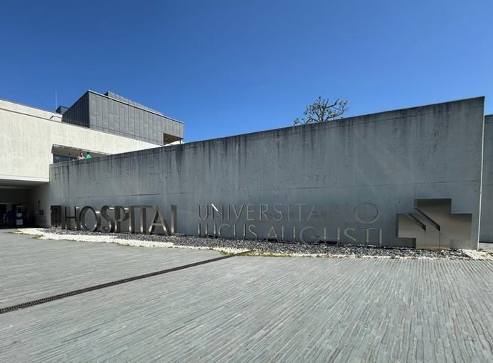 Archivo - Exterior del Hospital Universitario Lucus Augusti (HULA), en Lugo, en imagen de archivo.