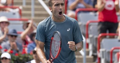 Tenis