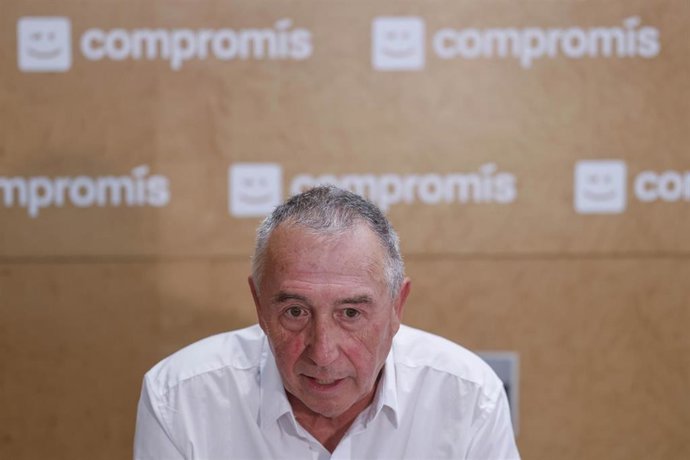 Archivo - El portavoz de Compromís en Les Corts, Joan Baldoví, durante una entrevista concedida a Europa Press, a 15 de julio de 2026, en Valencia