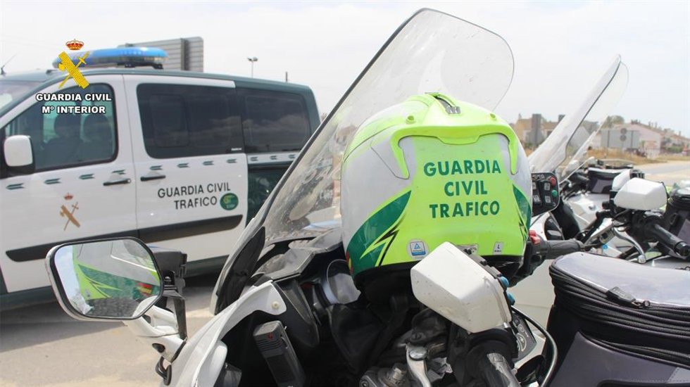 Guardia Civil de Tráfico en Huelva.