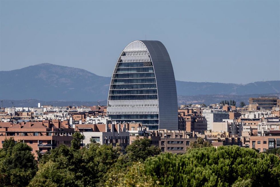 Archivo - Sede del BBVA en Madrid (España).
