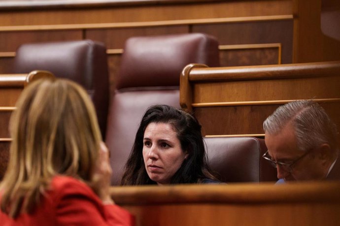Archivo - La diputada de VOX Rocío de Meer durante una sesión plenaria, en el Congreso de los Diputados, a 18 de noviembre de 2025, en Madrid (España). El Pleno del Congreso debate y vota hoy la Proposición de Ley de modificación de la Ley Orgánica 5/2000