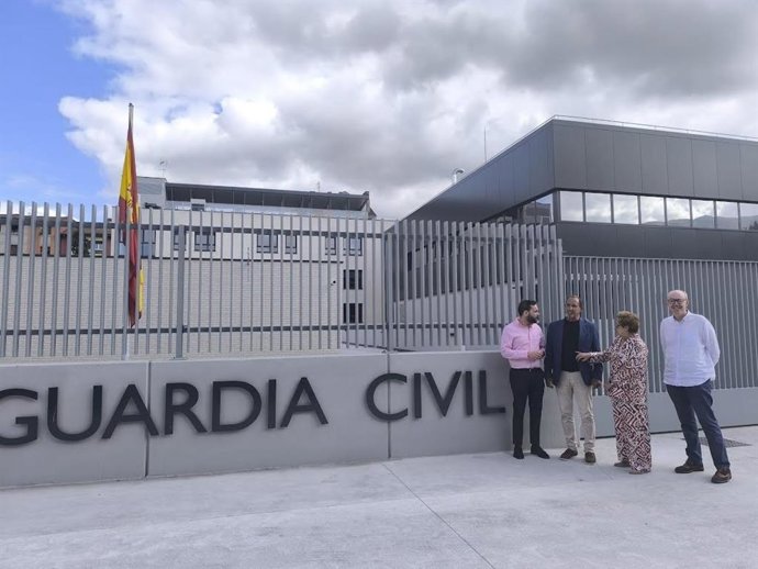 Representantes del PP en el cuartel