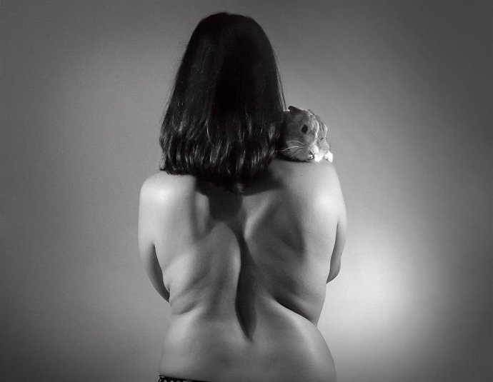 Fotografía de la artista Sheila González Azcona