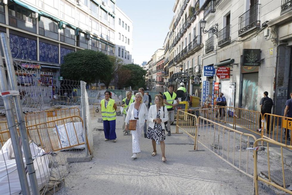 Jacinto Benavente estrenará cara en primavera con la vuelta del cruceiro y una pérgola que recordará el caserío que hubo