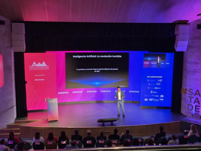 El vicepresidente y responsable del negocio de Mobile eXperience de Samsung Electronics Iberia, David Alonso.