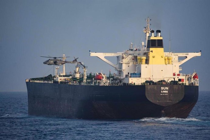 O petroleiro “MV Sun” foi apreendido pela UE sob suspeita de operar como parte da frota fantasma russa.