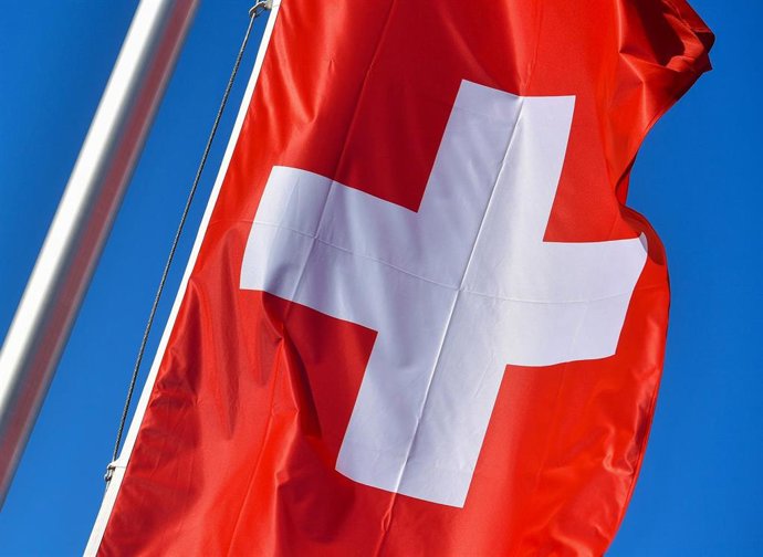 Archivo - Bandera de Suiza (Archivo)