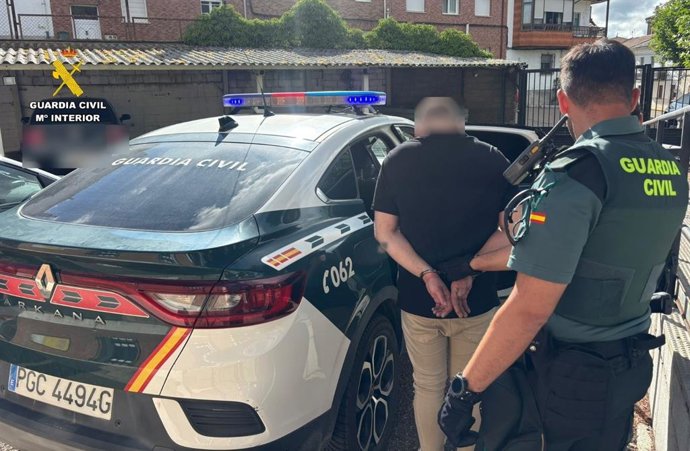 Detenido por trece delitos, incluidos siete robos con fuerza, en la provincia de Palencia.