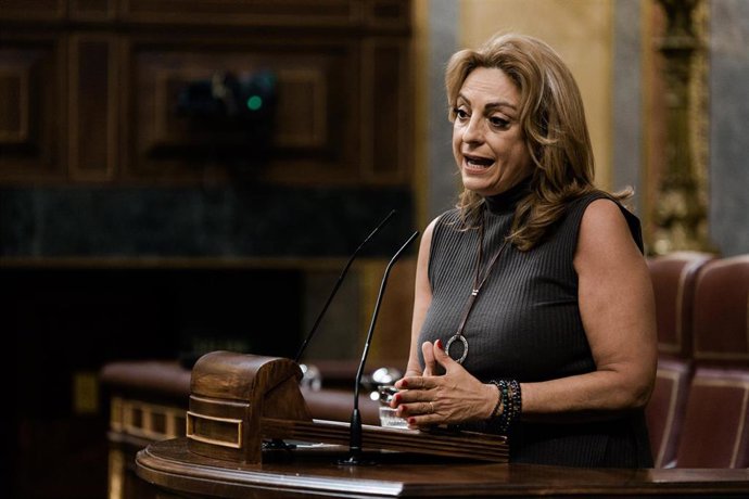 Archivo - La diputada de Coalición Canaria Cristina Valido durante una sesión plenaria en el Congreso, a 7 de mayo de 2026, en Madrid (España).