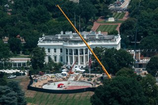 Archivo - July 15, 2026, Washington, Dc, United States: Construction continues on the White House Ballroom and Helipad on July 15, 2026.