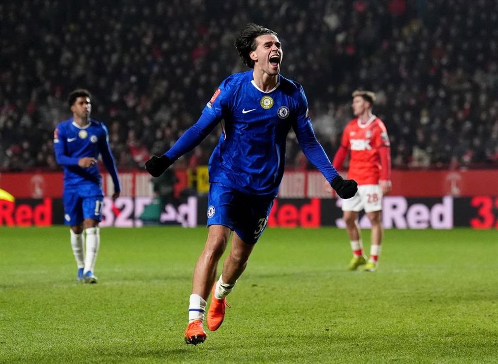 Archivo - Marc Guiu celebra un gol con el Chelsea FC 