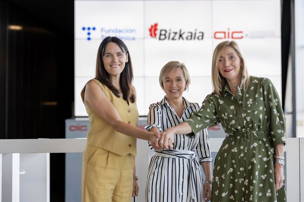 Fundación Telefónica y AIC se unen para impulsar la formación tecnológica en el sector de la automoción