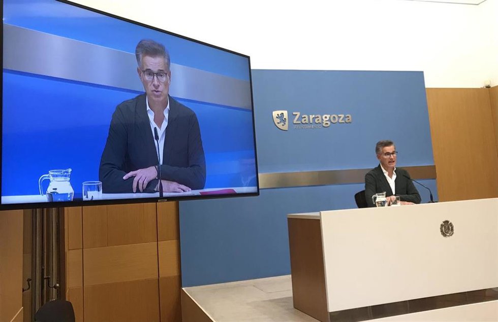 El portavoz del Gobierno de Zaragoza, Víctor Serrano