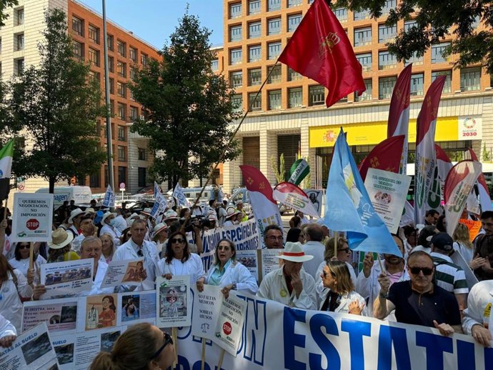 Archivo - Comité de Huelga ve agotada la interlocución con García por la "cerrazón" al aprobar el Estatuto Marco en segunda vuelta