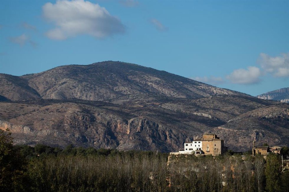 Archivo - Vista de una cosa en el pueblo de Vernet, a 11 de noviembre de 2022, en Artesa de Segre, Lleida, Catalunya (España)