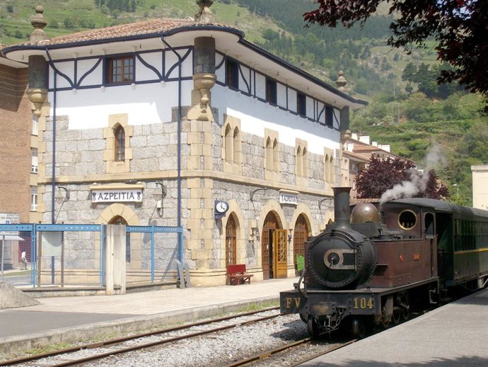 Archivo - El Museo Vasco del Ferrocarril pone en circulación tres trenes de vapor este fin de semana